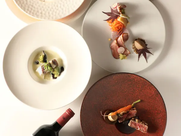 【9月・10月限定】シェフ特製フレンチディナー&ご朝食(1泊2食・特典付き)