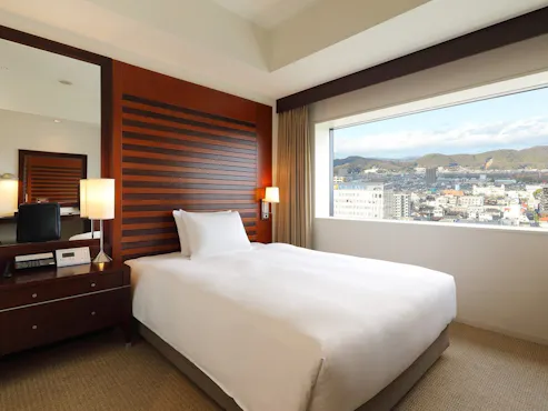 1 เตียงคู่ / 18 ตารางเมตร