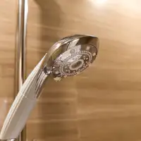 ReFa Fine Bubble Shower