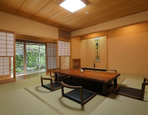 「花村」ベッドルーム