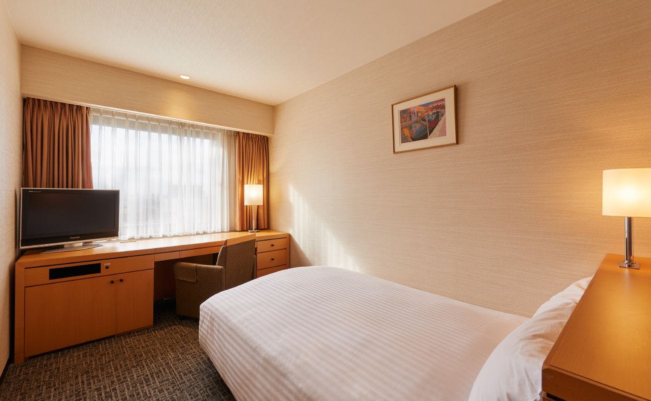 Standard Semi-Double Room