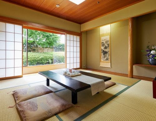 和室(8畳)