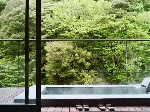 ริเวอร์วิงสวีทพร้อมอ่างอาบน้ำกลางแจ้งส่วนตัว