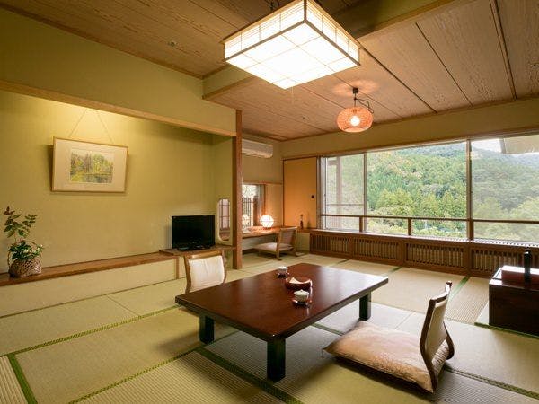 温泉三昧の宿　四万たむら