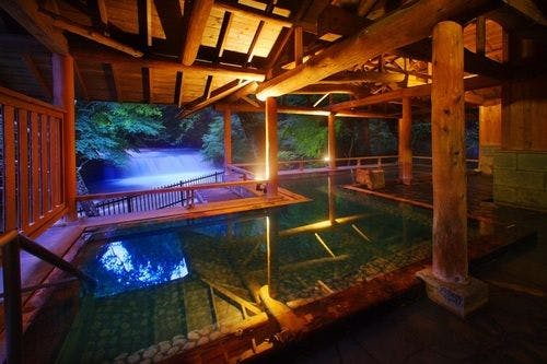温泉三昧の宿 四万たむら