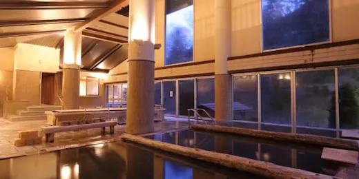 温泉三昧の宿 四万たむら