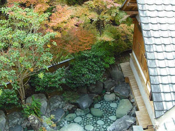 温泉三昧の宿　四万たむら