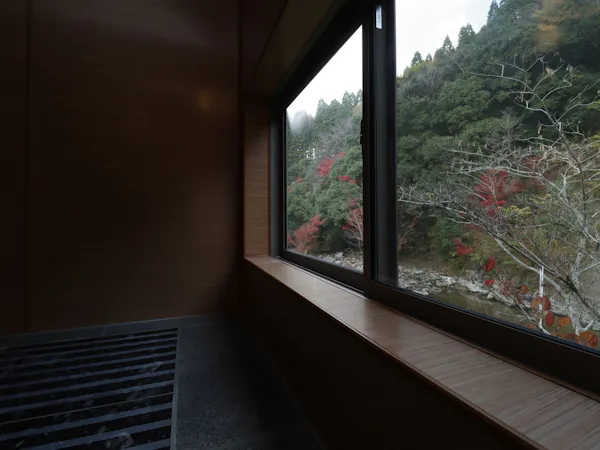 客室【風】