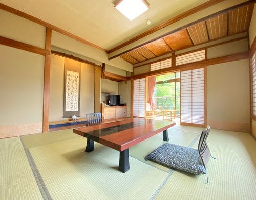 四季の間「桔梗」