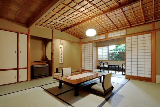 8 tatami + 6 tatami (with Japanese-style bed) + 4 tatami veranda