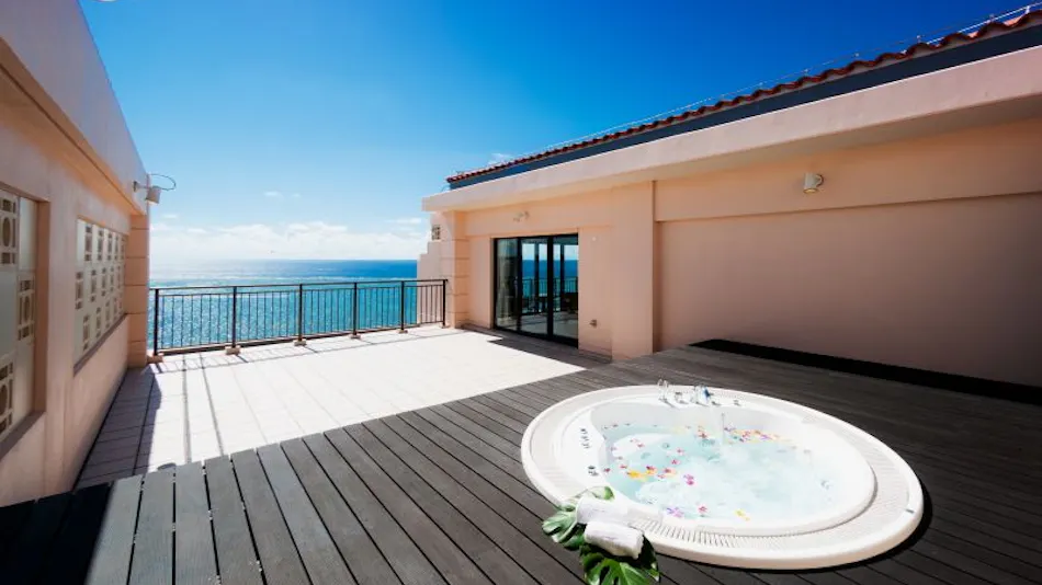 Kafuu Resort Fuchaku Condo-Hotel
