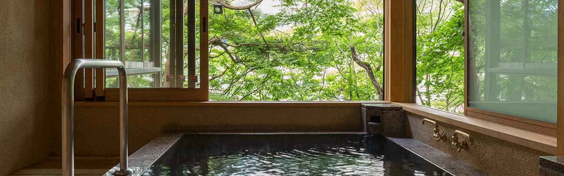 積善館(佳松亭・山荘)