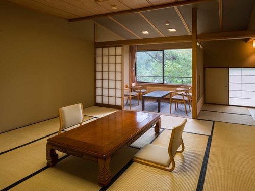 【佳松亭】 標準客室（12.5畳和室）