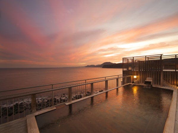 稲取温泉　石花海（せのうみ）