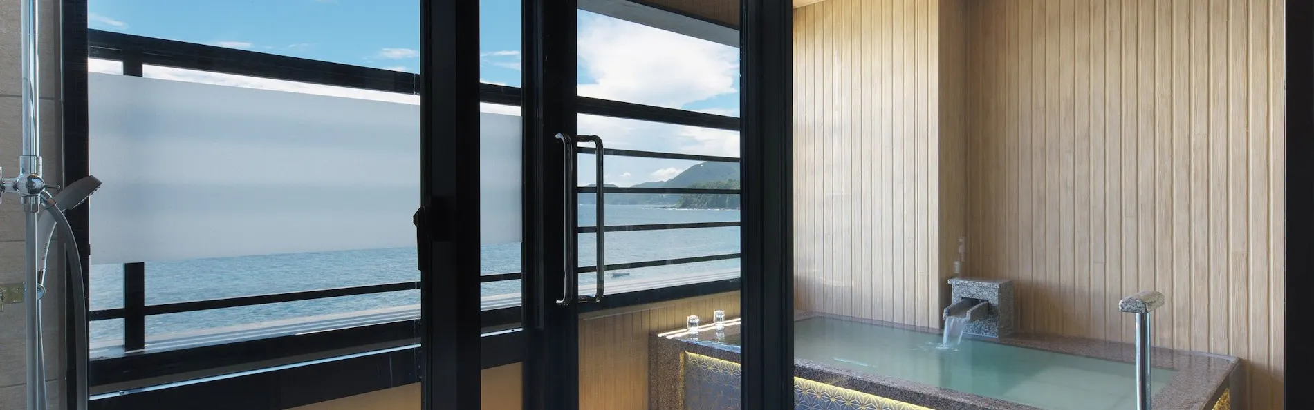稲取温泉 石花海(せのうみ)