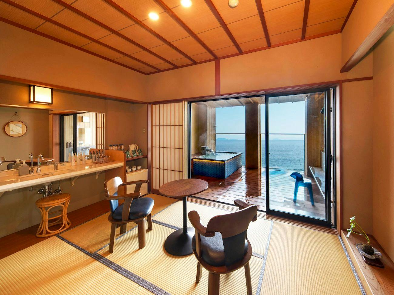 稲取温泉　石花海（せのうみ）
