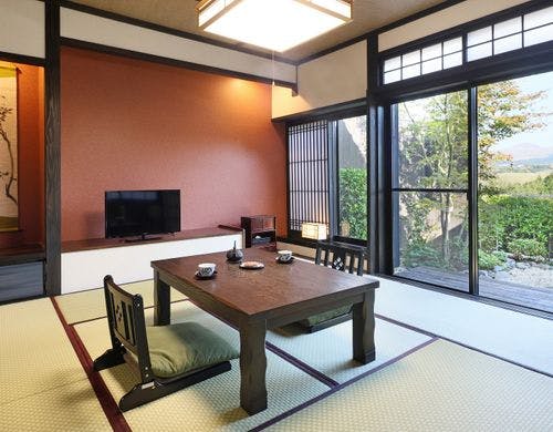 【2間の和室】約11畳＋約10畳【静和】