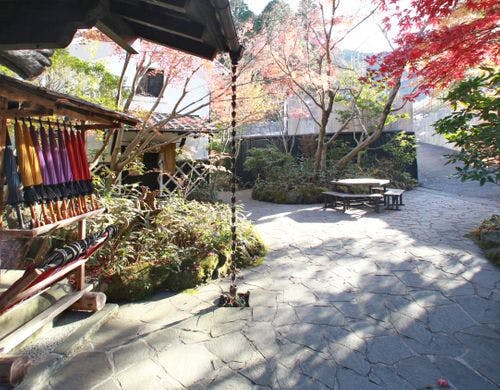 敷地内　フロント&食事処和の蔵前