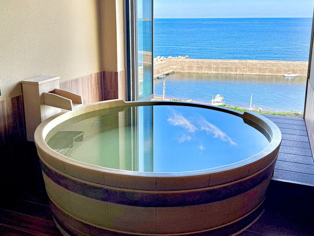 HOTEL OOSADO(ホテル大佐渡) - 【OOSADO STAY】水面が光る青い海に心を