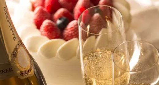 【アニバーサリーステイ】~大切な人とのお祝いに~(ルームサービス朝食付)