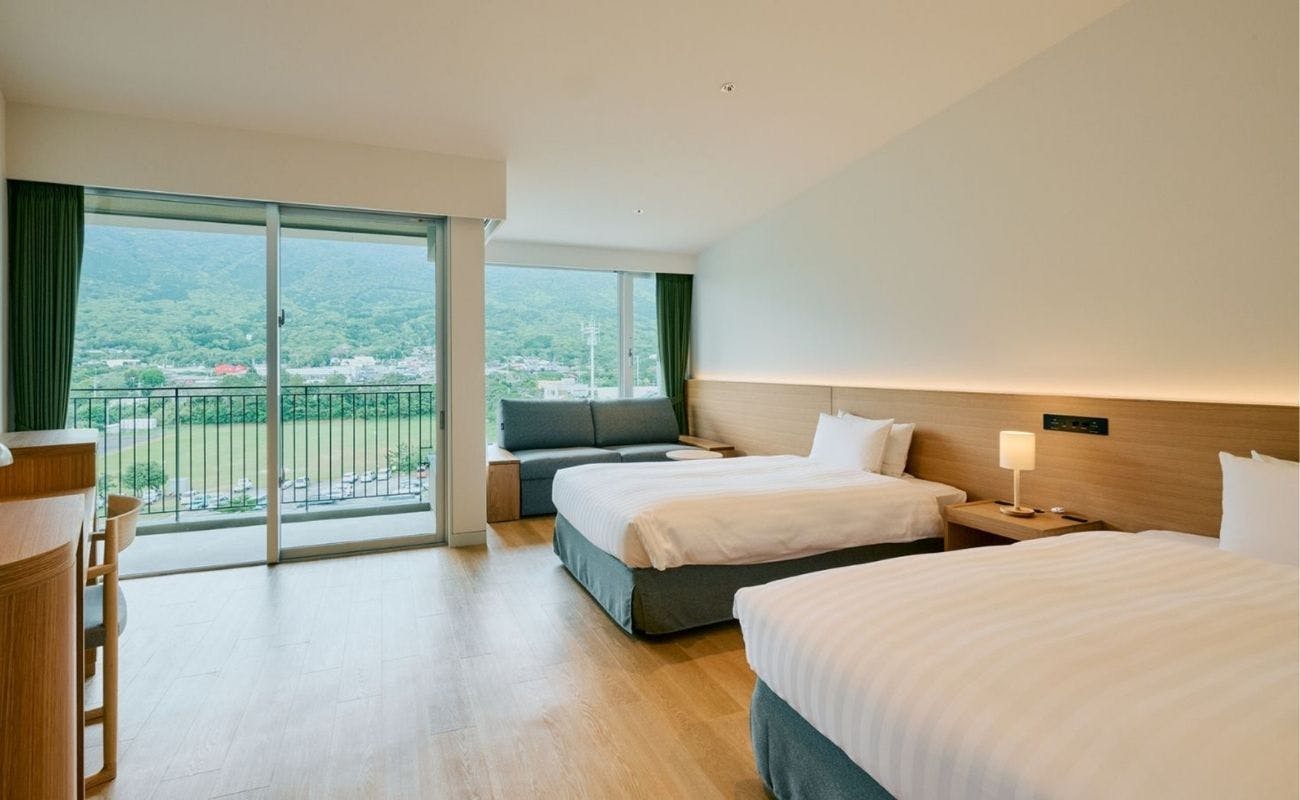 Standard Twin (Image)