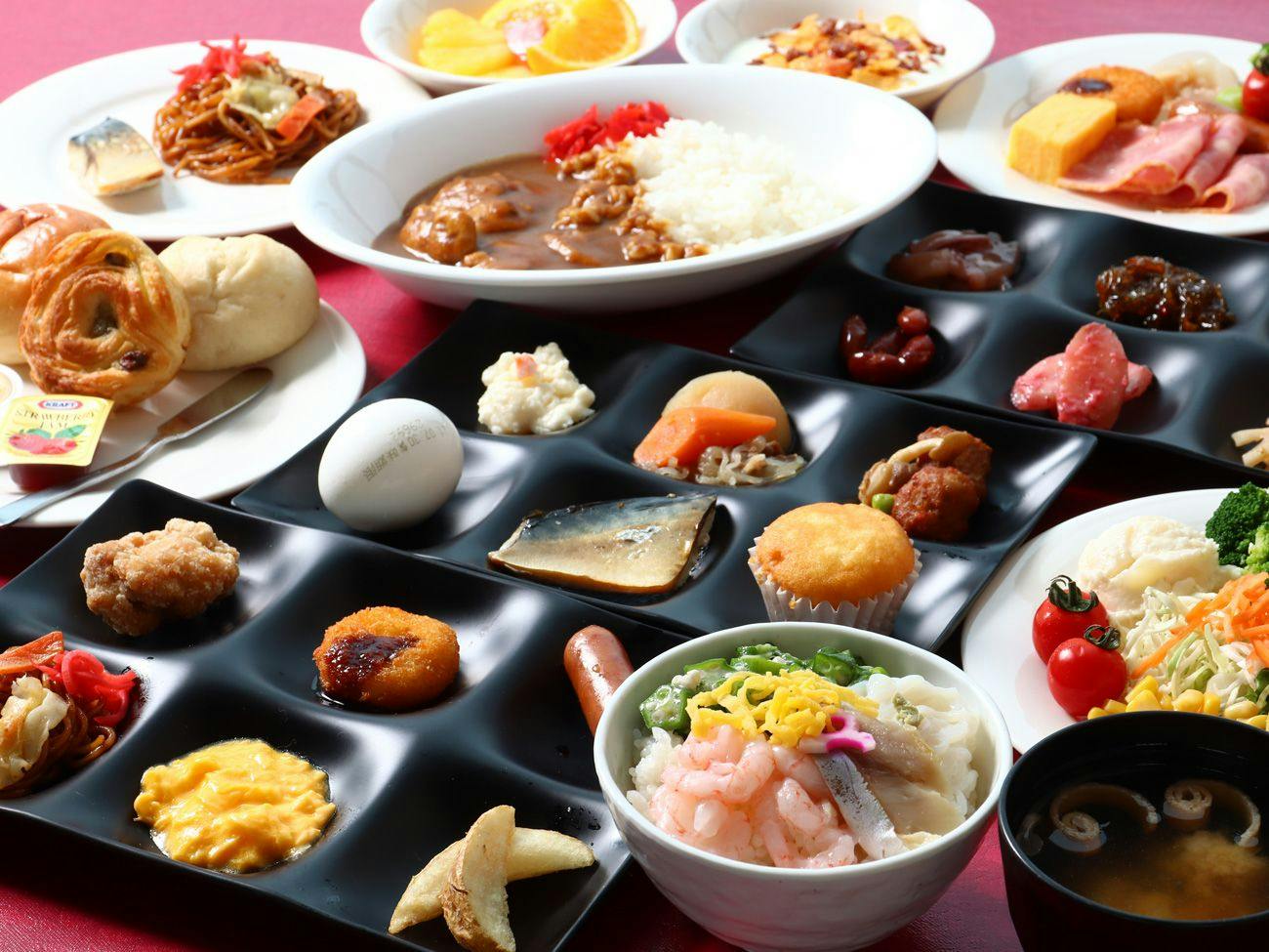 【朝食】和洋のメニュー豊富なビュッフェ