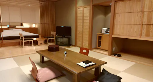 「安曇野」 AZUMINO