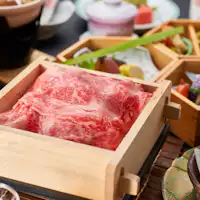 Hidangan unggulan dengan kukusan