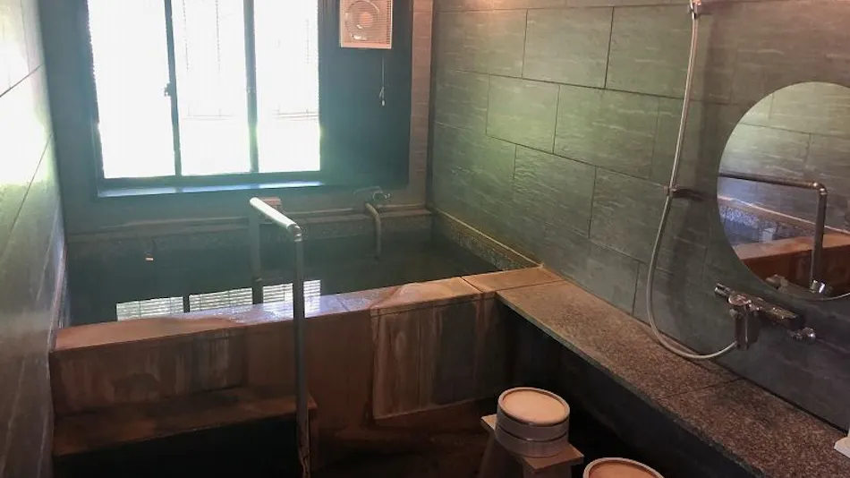 Tottori Onsen Kansuitei Kozeniya