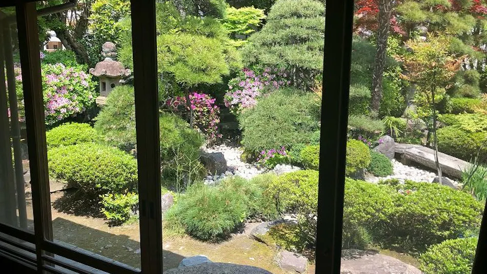 Tottori Onsen Kansuitei Kozeniya