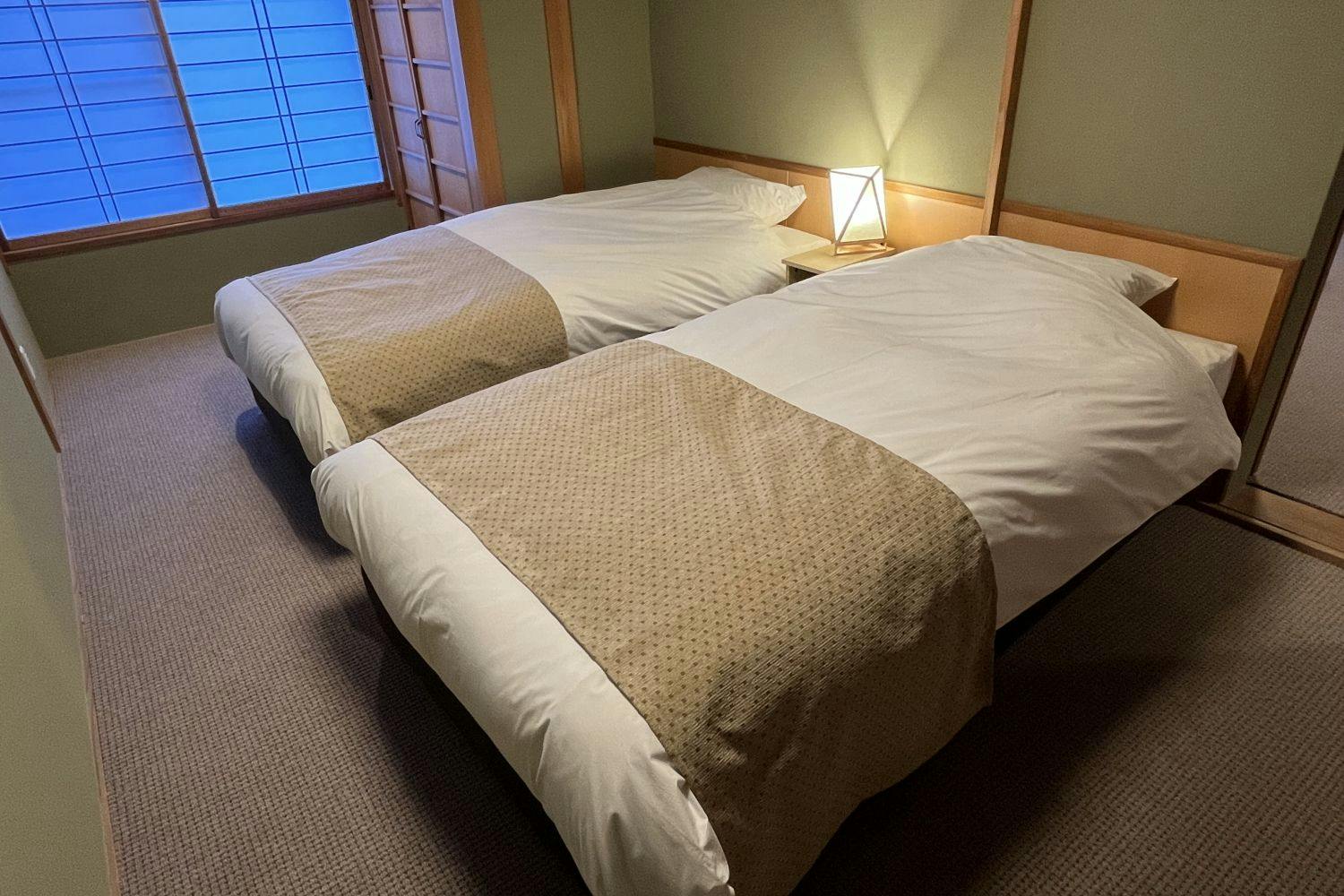 【桜】源泉かけ流し半露天付き４ベッド