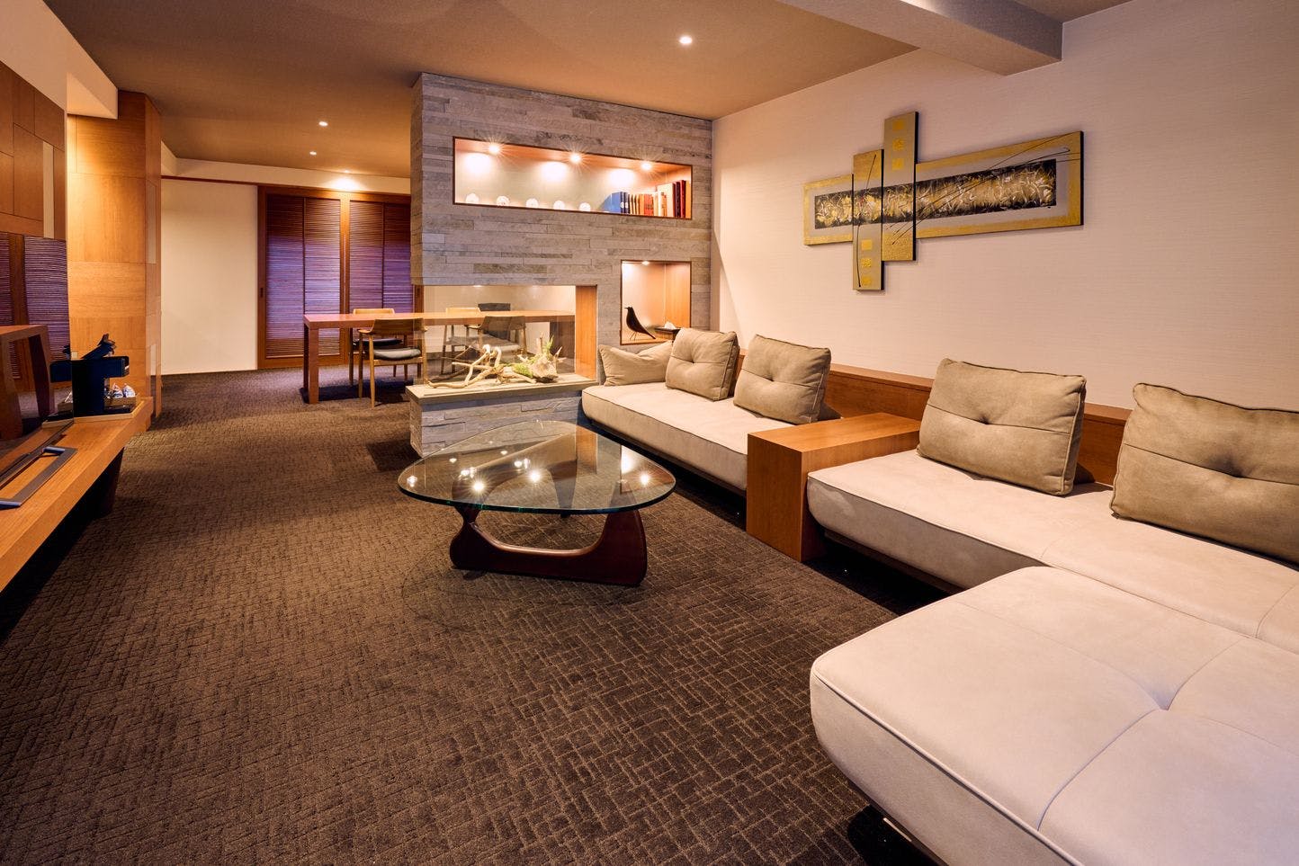 101【แดง】ห้องนั่งเล่น