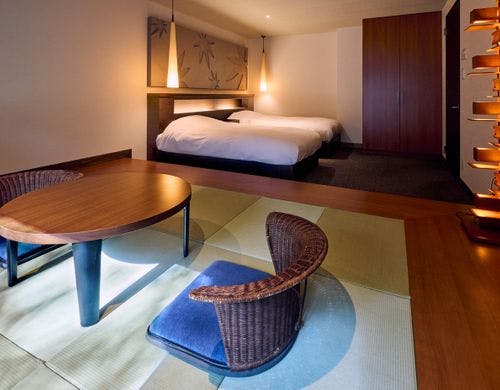 101【紅】リビング