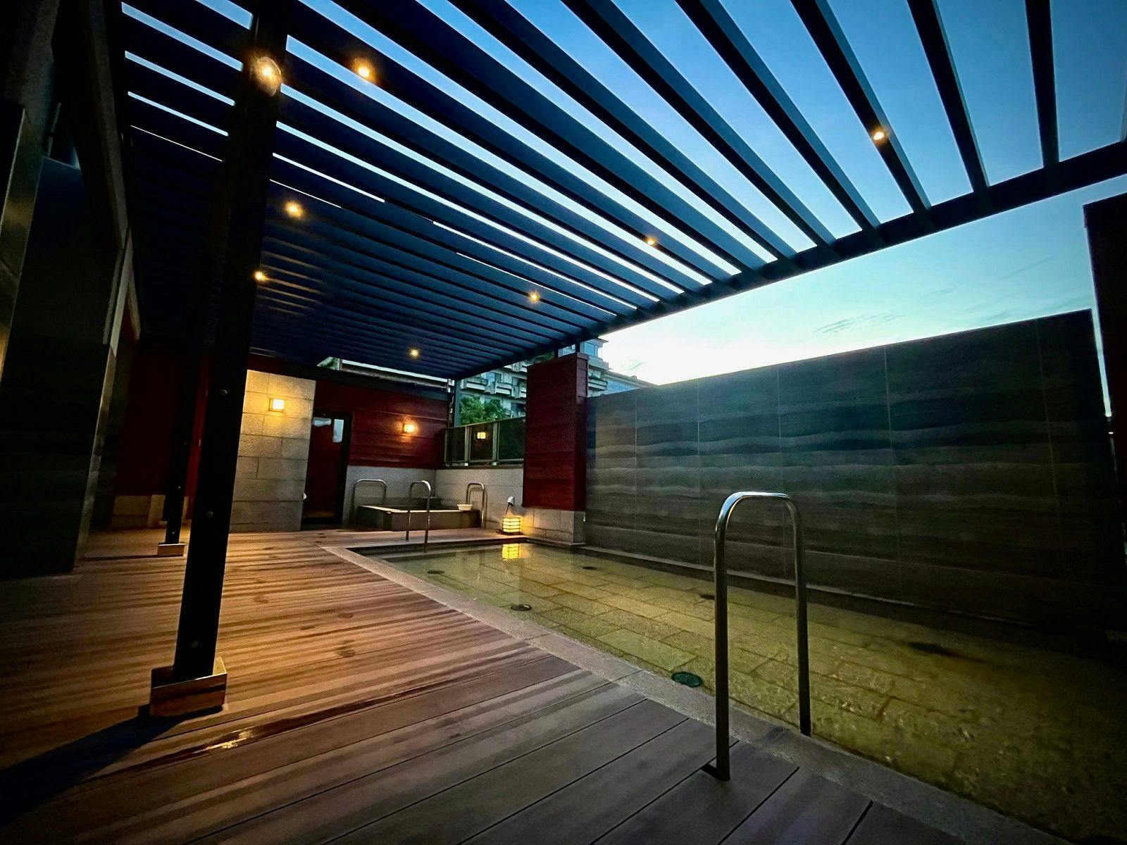 บ่อน้ำพุร้อนกลางแจ้ง