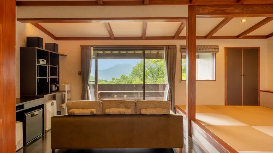 Grass Roof Inn Ryunohige / Villa Yumuta