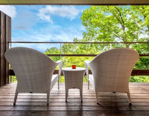 【こごみ】温泉は露天風呂と内湯２ヶ所あり