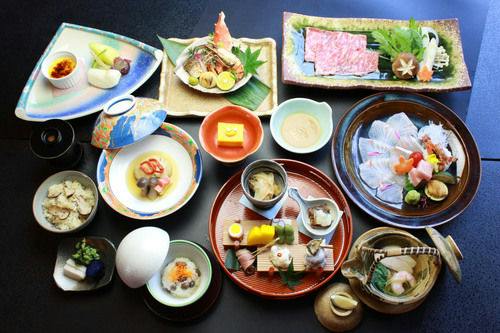 【スタンダードプラン】　全6室内風呂付 ～イノベーティブ料理で季節を愉しむ～