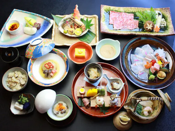 【スタンダードプラン】 全6室内風呂付 ~イノベーティブ料理で季節を愉しむ~