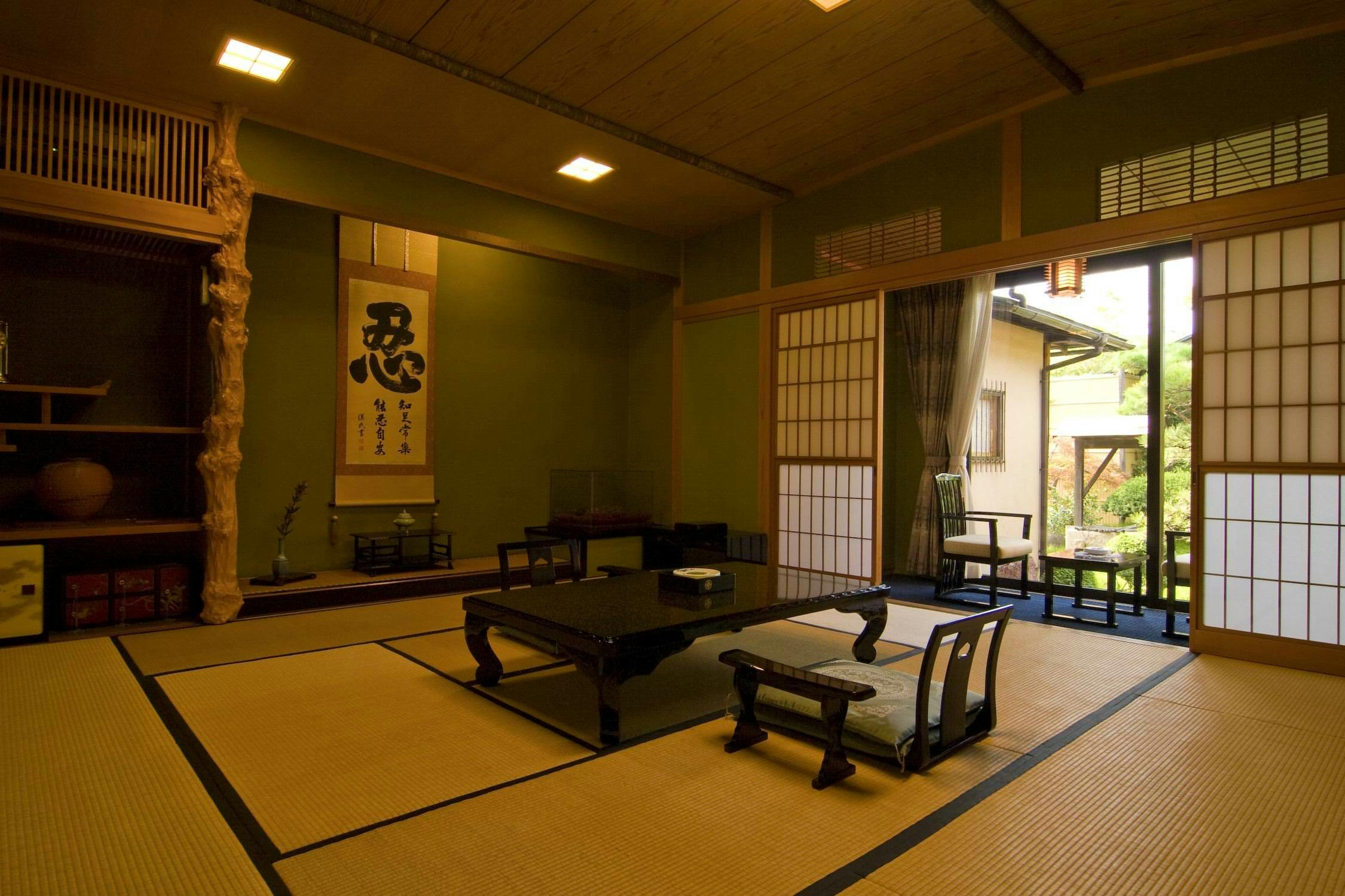 信州 戸倉上山田温泉　貴賓館 旅亭たかの