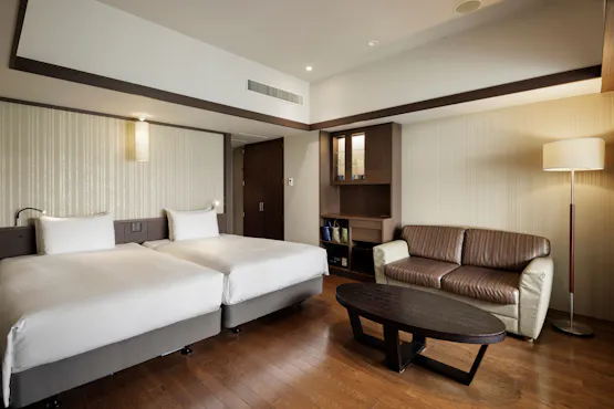 ห้องพรีเมียมสไตล์ตะวันตกพร้อมน้ำพุร้อนกลางแจ้ง.