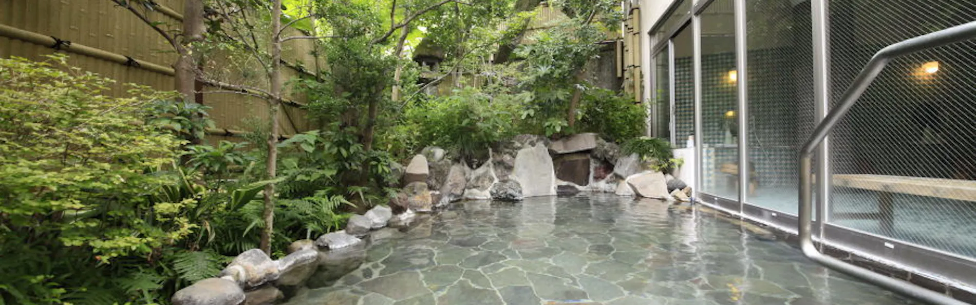 箱根湯本温泉 萬翠楼 福住