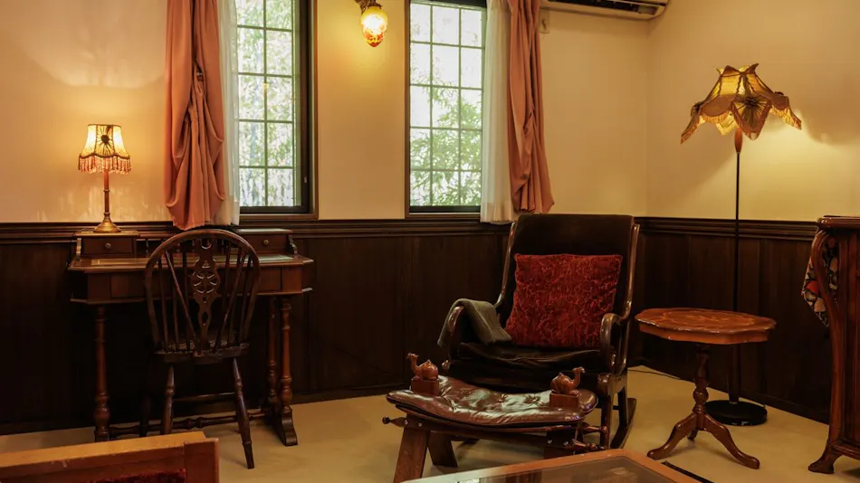 Petite Hotel C'est la Vie