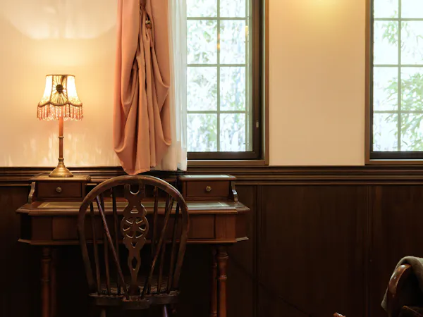 E room