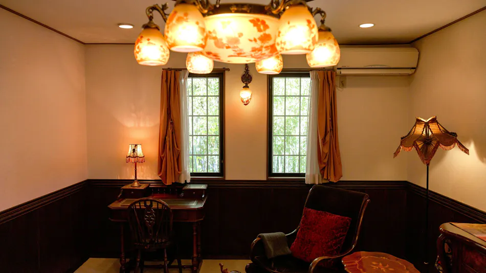 Petite Hotel C'est la Vie