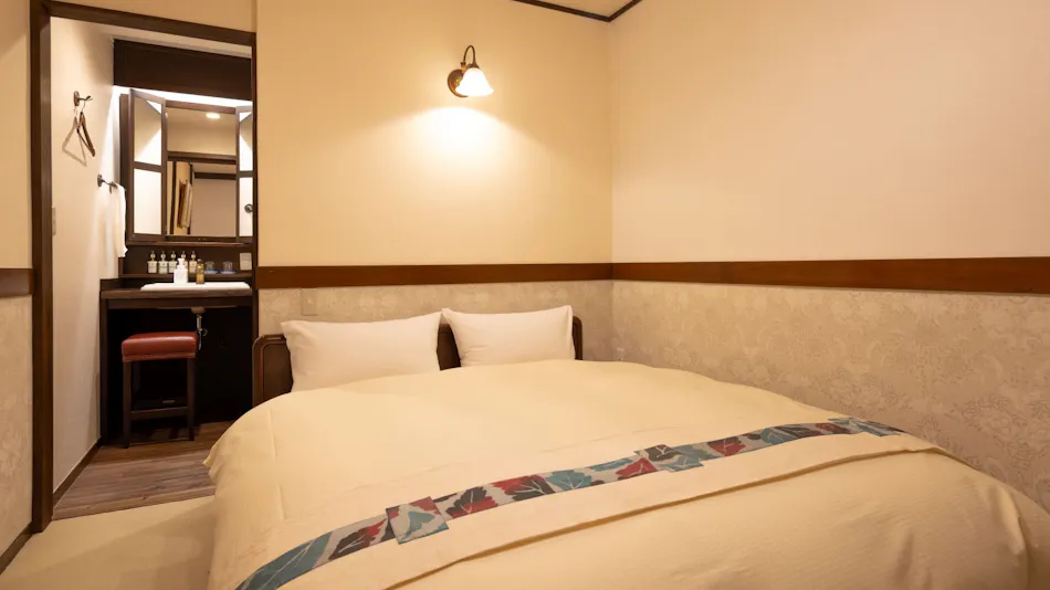 Petite Hotel C'est la Vie