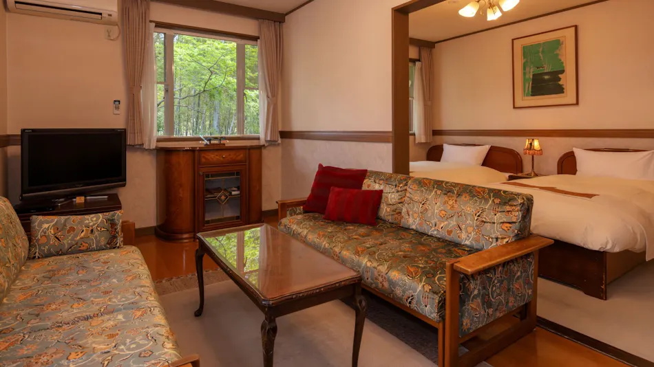 Petite Hotel C'est la Vie
