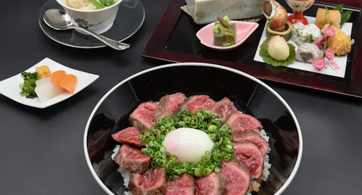 深山山荘限定【あか牛ステーキ御膳プラン】
