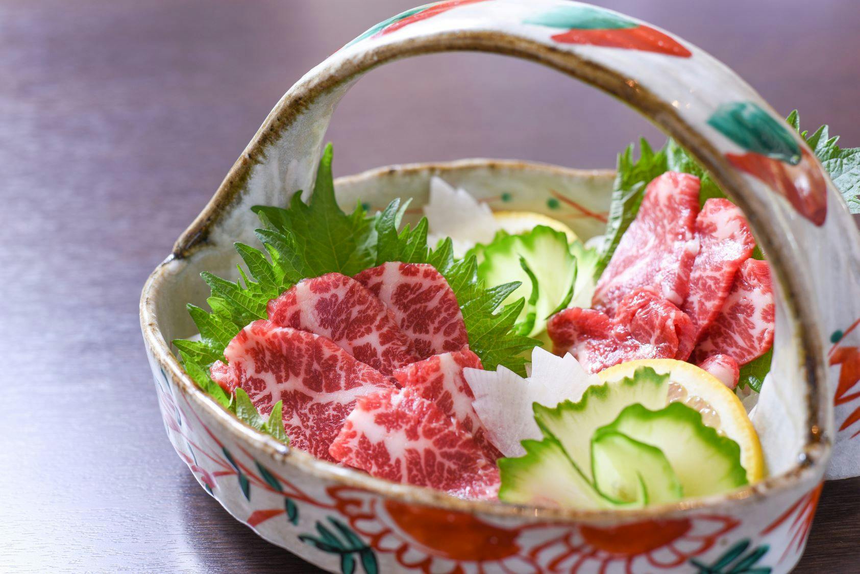 ご当地グルメ熊本名物といえば馬刺し！「特選馬刺し」付きプラン
