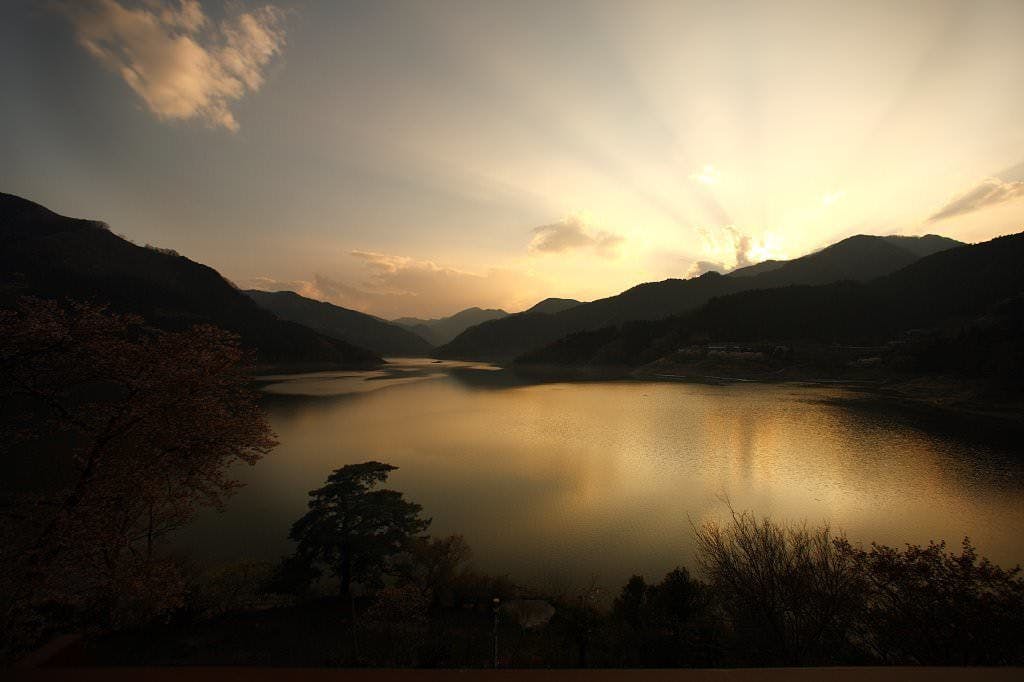 茜彩庵　山水