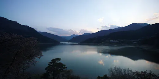 茜彩庵 山水